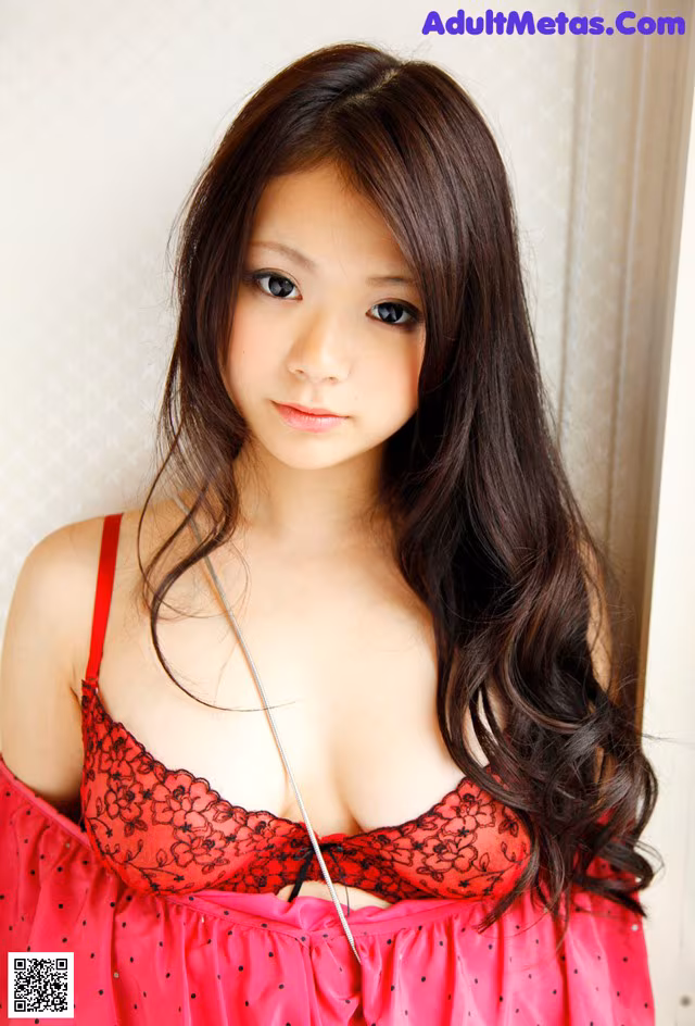 Kana Tsuruta - Nackt Grip Gand